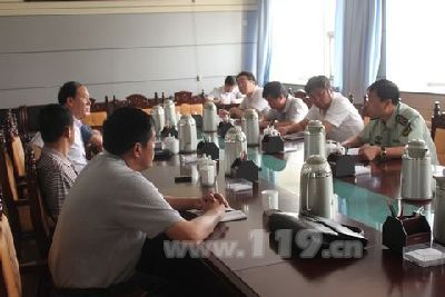 昌吉阜康副市長蔡忠強調舊樓房外墻保溫改造先過消防關