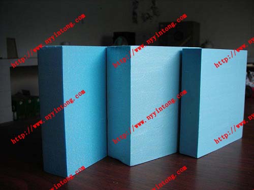 聚苯保溫板