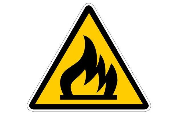 �\Մ���غͷ���֮�g���Pϵ